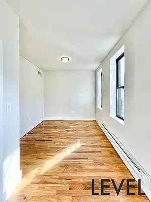 Rented by Level Group | media 15