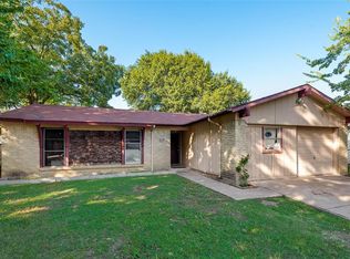 12211 Squire Dr, Balch Springs, TX 75180
