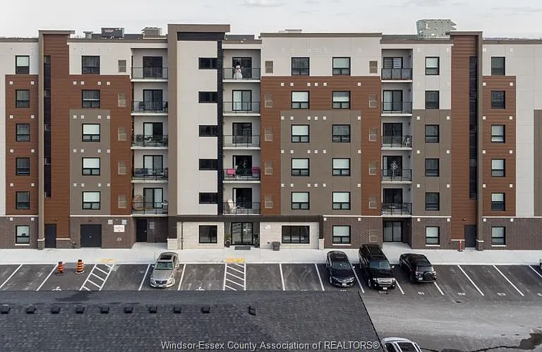 716 Brownstone Dr #205 — Photo 3
