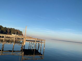 134 Riverside Dr, Eutawville, SC 29048