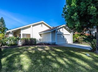 27525 El Ferrol, Mission Viejo, CA 92692