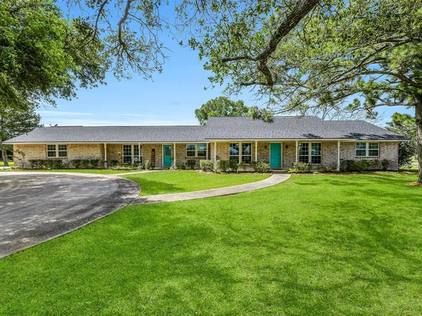 3358 County Road 172, Alvin, TX 77511