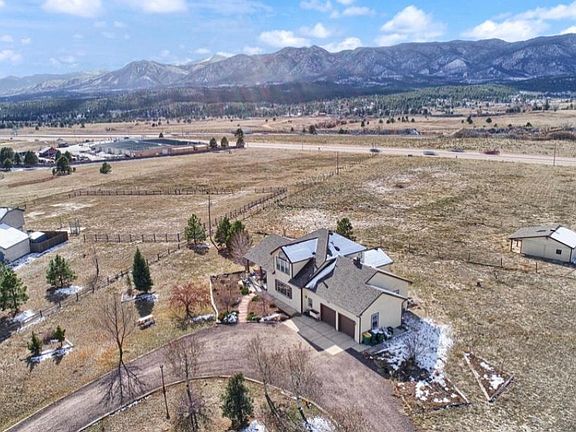 Spacious plot with stunning views