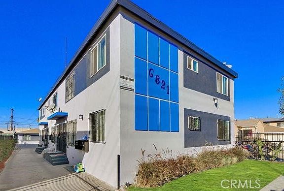 4th image of 6821 11th Ave