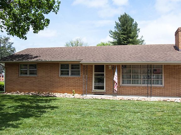 2nd image of 75 Crescent Dr NW