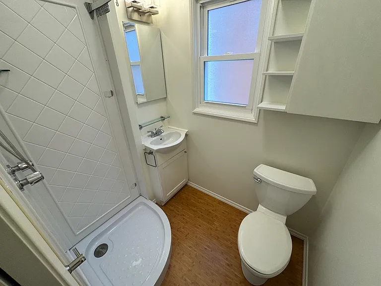 40 Brooks Ave #18 — Photo 13