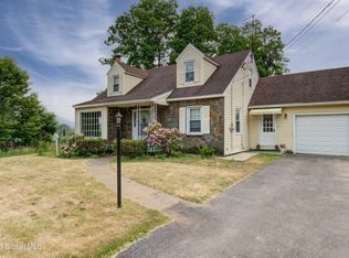 83 Putnam Rd, Schenectady, NY 12306