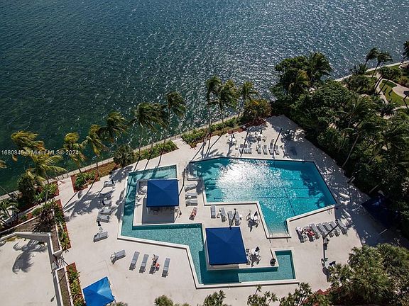 5th image of 2333 Brickell Ave APT 2611