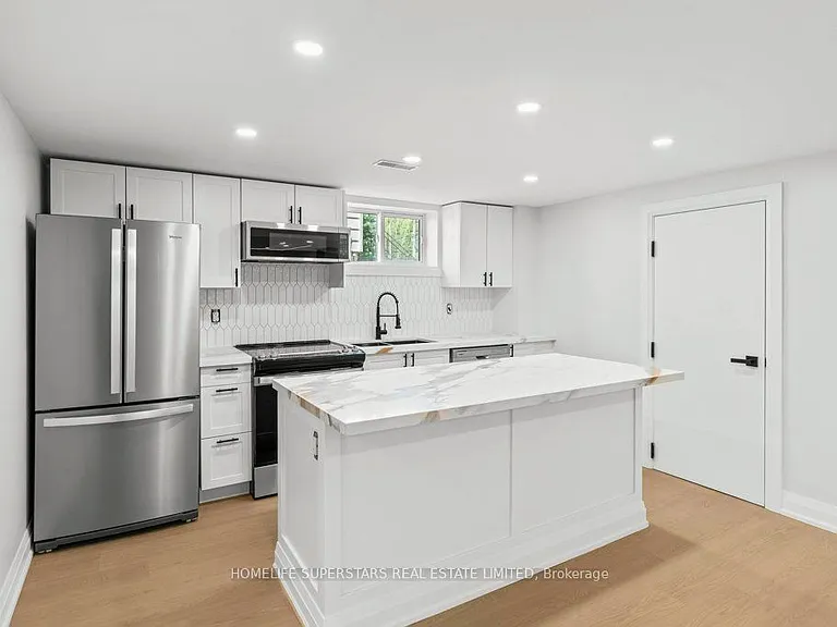855 Garth St #LOWER — Photo 1