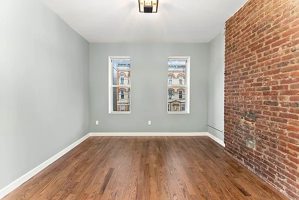 Rented by Compass | media 19