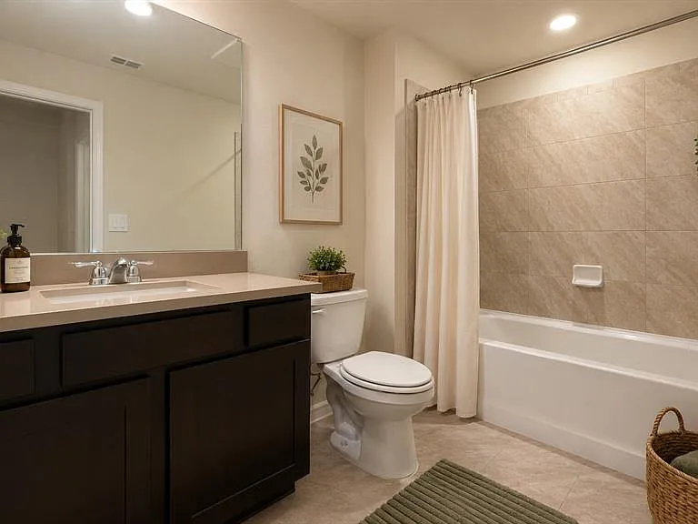 2316 Southbury Dr — Photo 15