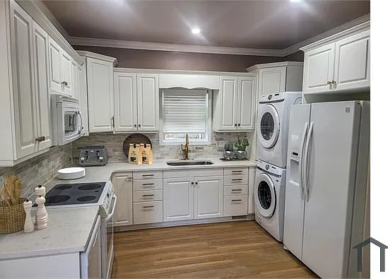 205 Zoie Ct — Photo 2