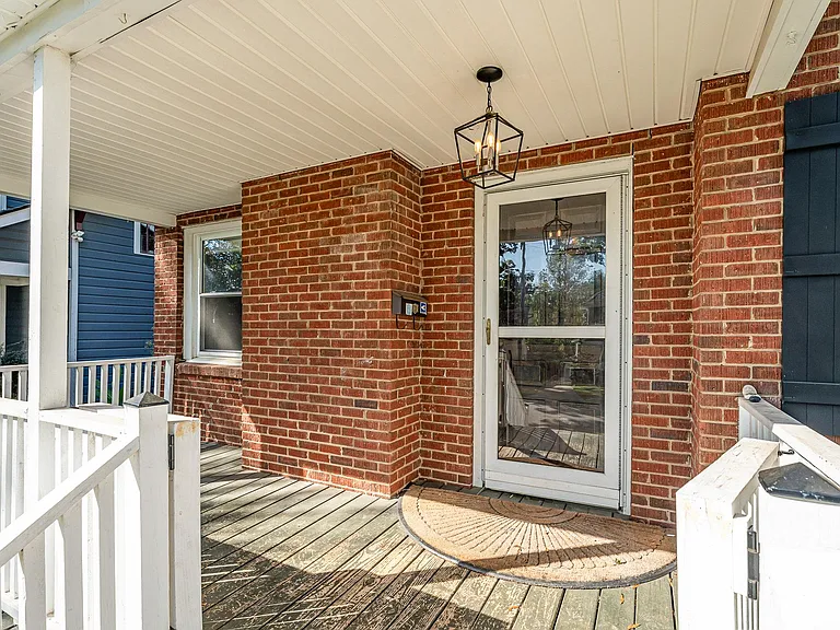 800 McDonald Ave — Photo 15