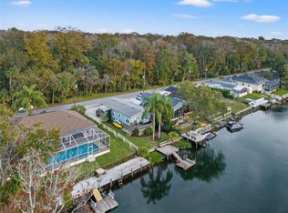 6901 E Richard Dr, Weeki Wachee, FL 34607