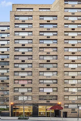 Sold by Compass | media 18