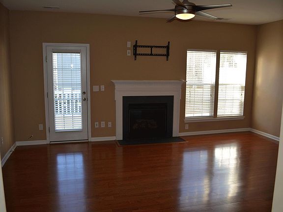 Bright beautiful Living Room
