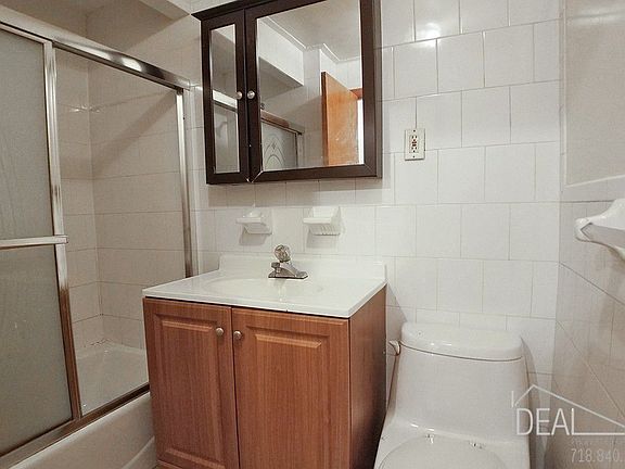 5th image of 442A Prospect Ave #1