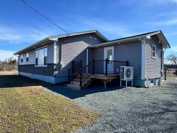 51 Five Point Rd, Colchester, NS B0M 1G0