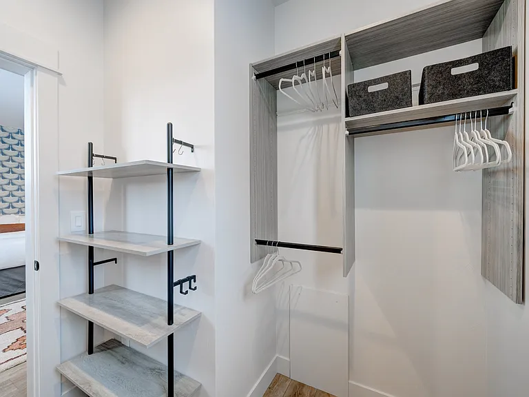 601 E Bryant St — Photo 1