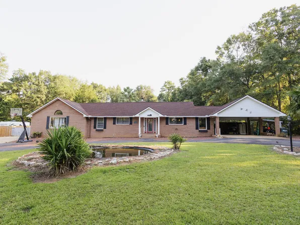 1709 Wimbledon Dr, Thomasville, GA 31792