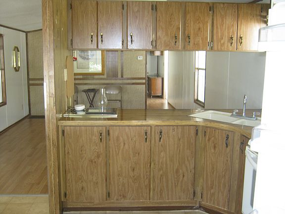 4th image of 1041 Canopy Ln