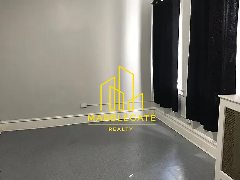 371 Park Ave #22 — Photo 3