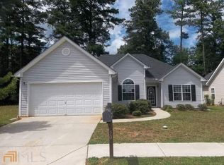 30 Belmont Park Ln, Newnan, GA 30263