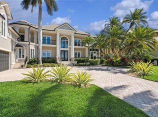 150 Brightwaters Blvd NE, Saint Petersburg, FL 33704