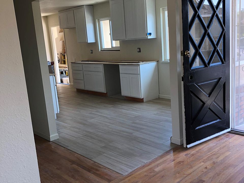 2nd image of 2059 Willester Ave