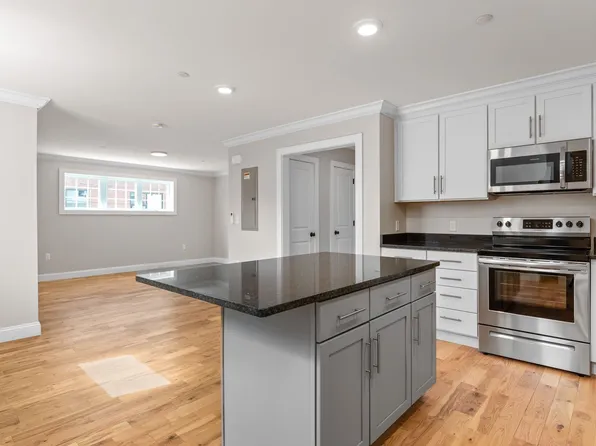 Third and Central Place