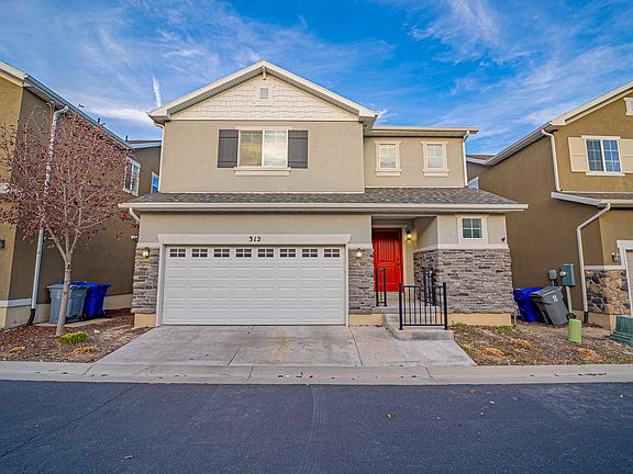 2nd image of 312 W Willow Creek Dr #1