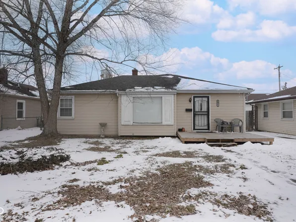 2022 14th St, Columbus, IN 47201