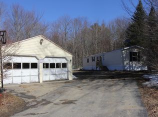 22 Moore Dr, Sabattus, ME 04280