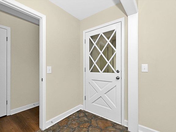 2nd image of 2755 County Road 1301