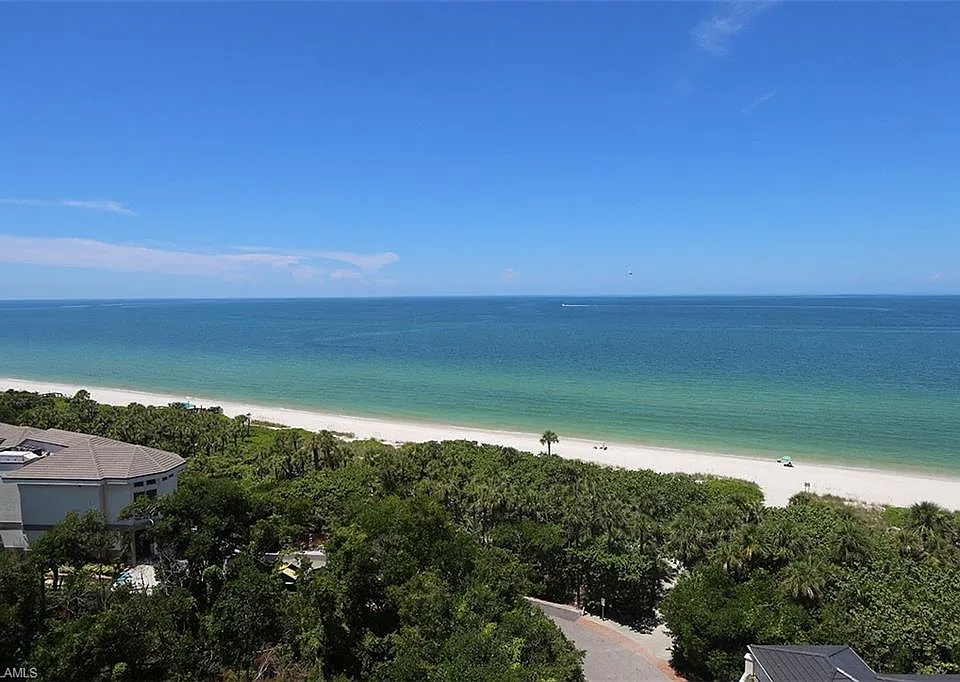 8665 Bay Colony Dr #901