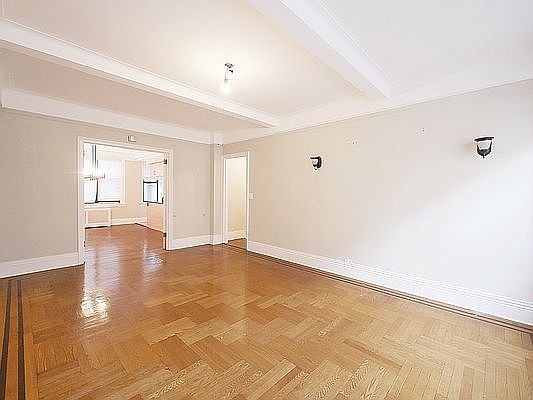4th image of 235 W 76th St APT 4c