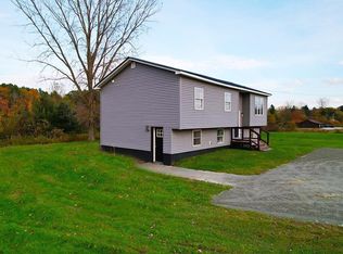 4668 Route 105 Rte, Sheldon, VT 05483