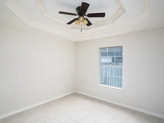 119 E Gardenia Ave — Photo 6