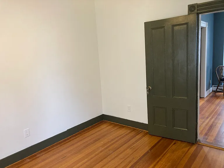 30 Violet St #A — Photo 12