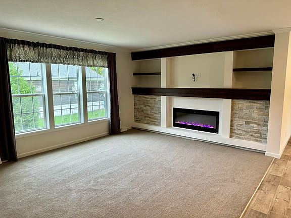 3rd image of 50 Stony Acres Dr
