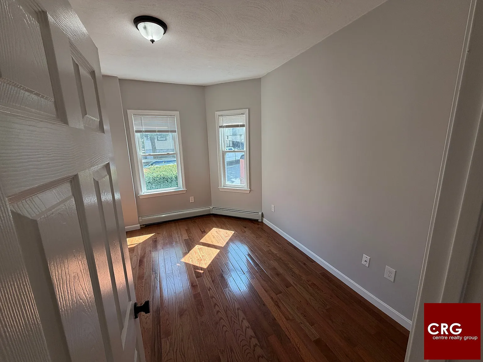 2 bed, 1.0 bath, $2,495 — Photo 4