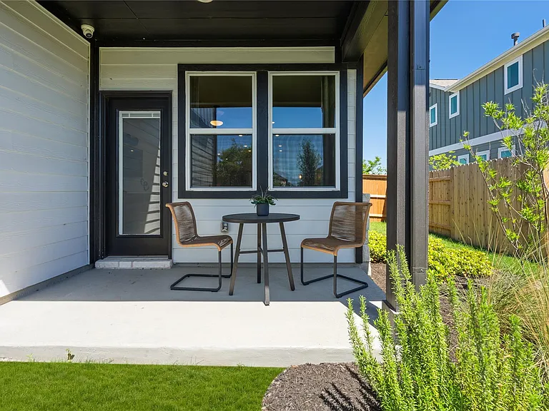 2428 Ekvall Dr — Photo 26