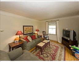 3rd image of 1211 Pearl St