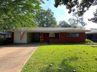 970 Audubon Pl, Shreveport, LA 71105