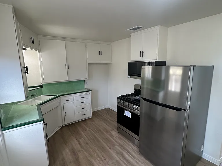 8704 Lind Vern Ct #8704 — Photo 18