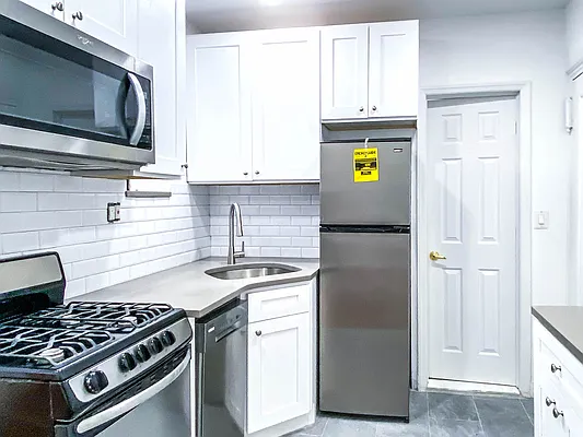 Rented by Voro New York | media 41