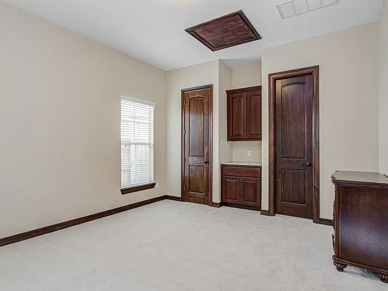 5711 Avon Landing Ln — Photo 36