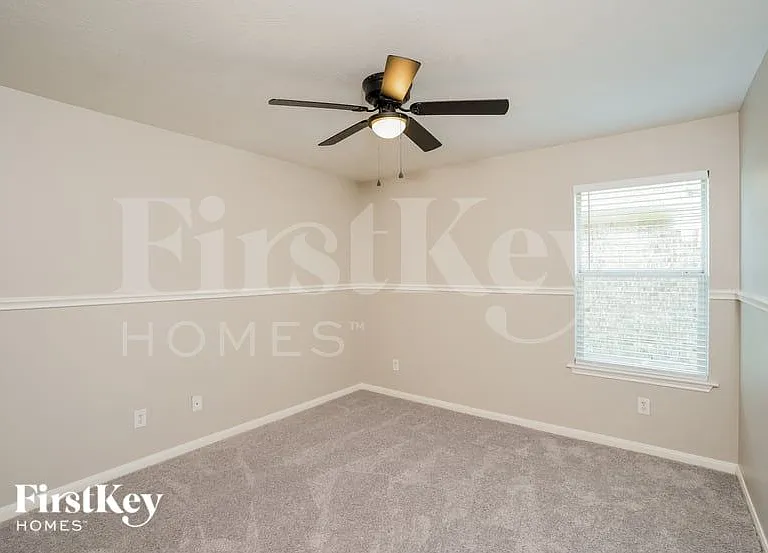 3310 Rainport Dr — Photo 13