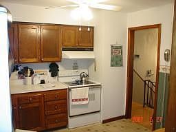 Bright kitchen with newer apliances