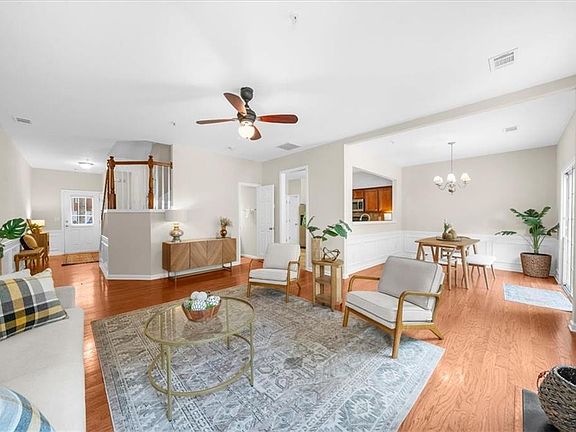 5th image of 1462 Bellsmith Dr